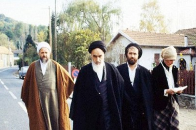Imam Khomeini’s departure for Paris told by son