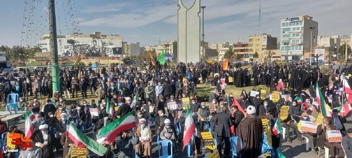 اجتماع بزرگ اقشار مختلف مردم به مناسبت یوم‌الله ۹ دی - نهم دی‌ماه ۱۴۰۰ میدان شهید مطهری سمنان