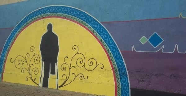 دیواری بزرگ در فاضل آباد رنگ ایثار و شهادت گرفت + تصاویر