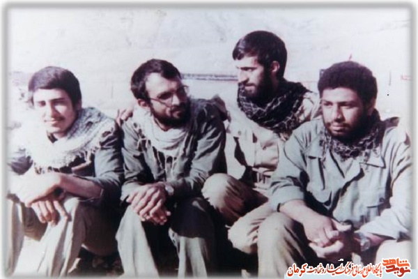 گزیده ای از زندگینامه و وصیت نامه شهید محمد مشایخی/ فرمانده مهندسي رزمي لشكر41 ثارالله گزیده ای از زندگینامه و وصیت نامه شهید محمد مشایخی/ فرمانده مهندسي رزمي لشكر41 ثارالله