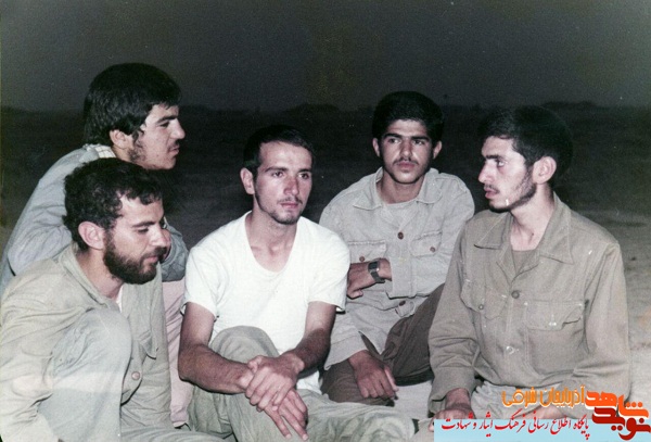 تصاویر دسته جمعی کمتر دیده شده از رزمندگان لشکر عاشورا تصاویر دسته جمعی کمتر دیده شده از رزمندگان لشکر عاشورا