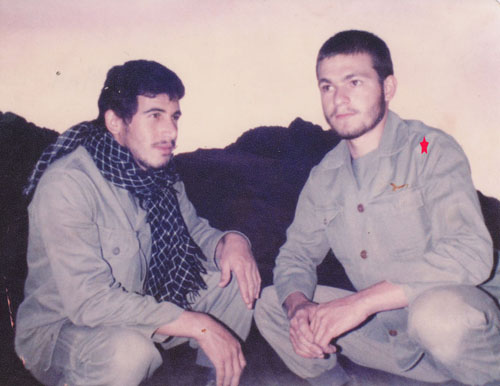 دست خطی خوش به یادگار مانده از شهید «مجید ترابی» دست خطی خوش به یادگار مانده از شهید «مجید ترابی»