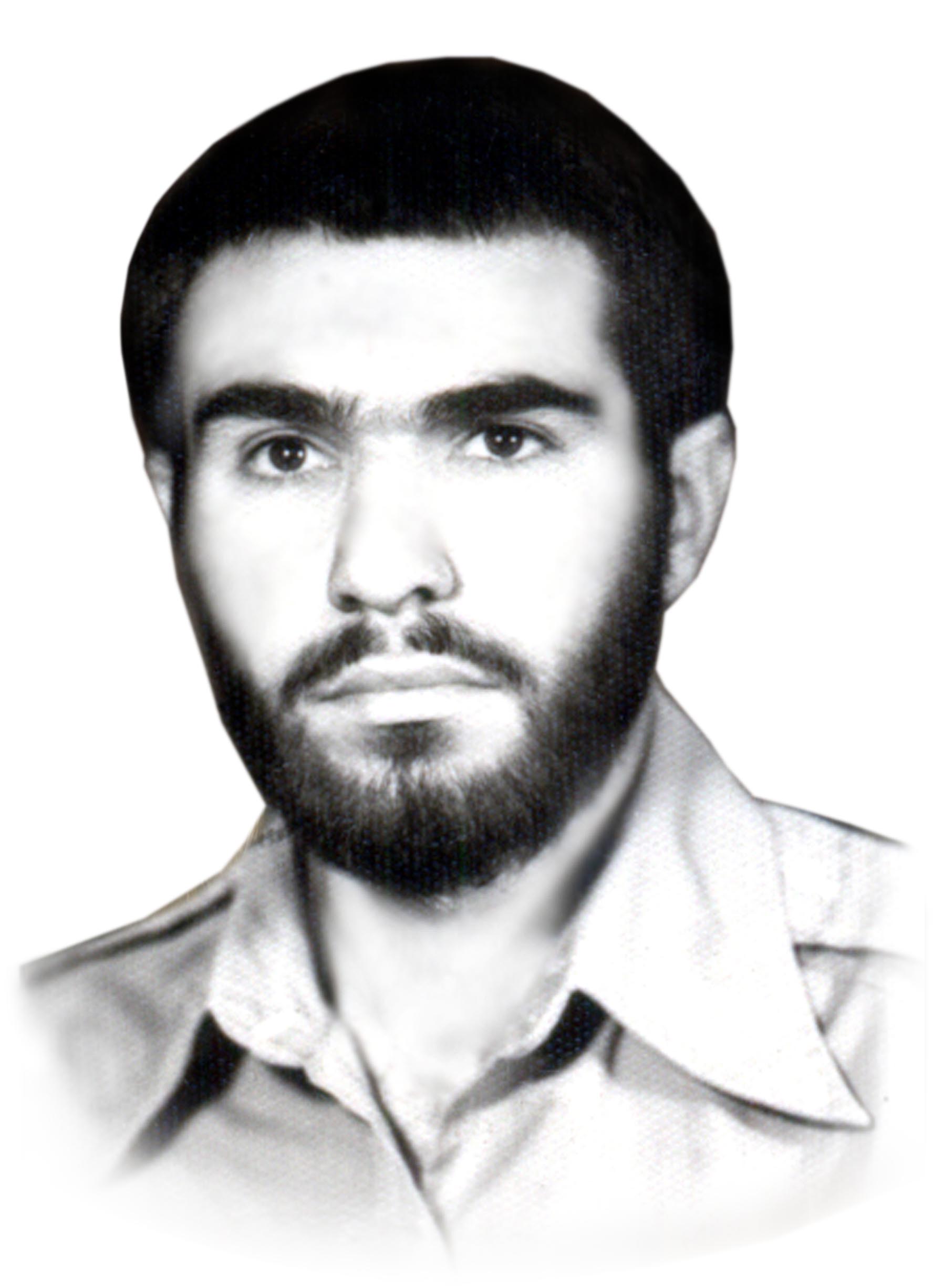 وصیتنامه شهید عبدالصمد امیریان : راهي را يافته ايم كه پشيماني برايمان تا آخرين لحظات را نداشت وصیتنامه شهید عبدالصمد امیریان : راهي را يافته ايم كه پشيماني برايمان تا آخرين لحظات را نداشت