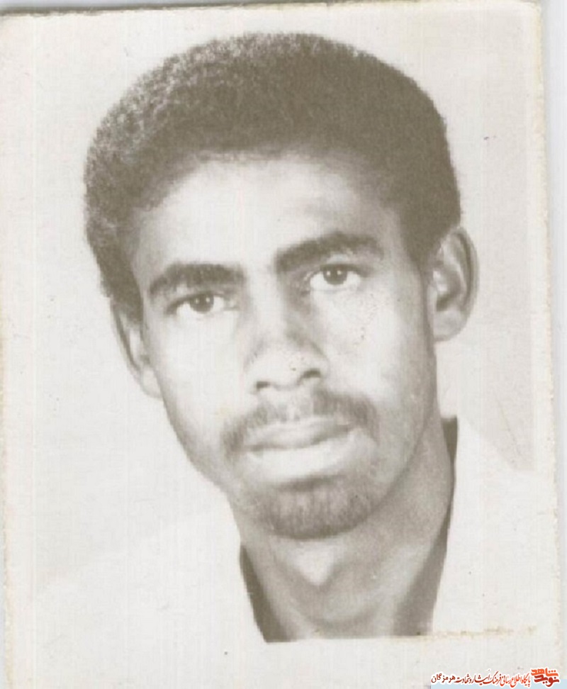 رهبرمان را تنها نگذارید