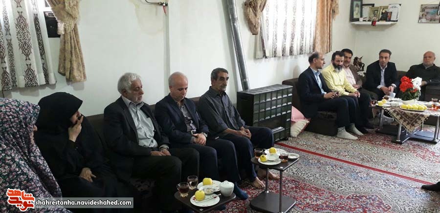 دیدار از خانواده شهدای «کارگر» شهرستان دماوند دیدار از خانواده شهدای «کارگر» شهرستان دماوند