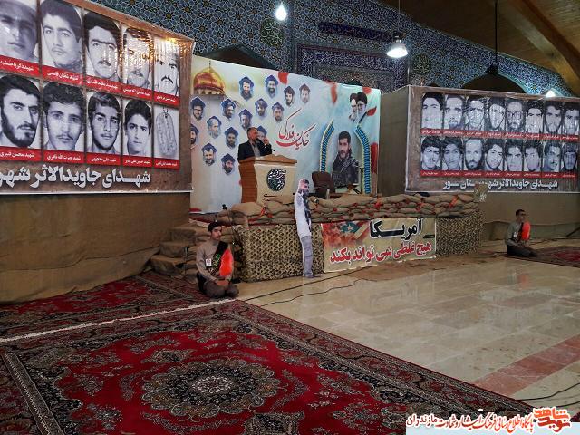 دشمن نفس های آخر خود را می کشد و اکنون خون شهدای ما تاثیر گذار است دشمن نفس های آخر خود را می کشد و اکنون خون شهدای ما تاثیر گذار است