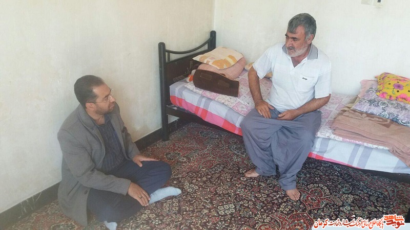 دیدار مسئولین بردسیر یا پدر شهید «الله مراد عظیمی» دیدار مسئولین بردسیر یا پدر شهید «الله مراد عظیمی»