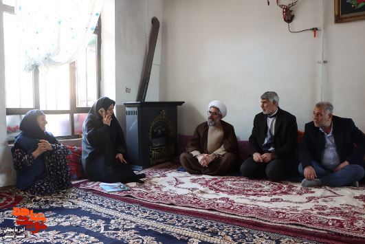 دیدار مدیرکل بنیاد شهید و امورایثارگران آذربایجان غربی با 3 مادر شهید در ارومیه دیدار مدیرکل بنیاد شهید و امورایثارگران آذربایجان غربی با 3 مادر شهید در ارومیه