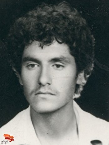 استعمارگران شرق و غرب بر علیه انقلاب اسلامی بسیج شده‌اند