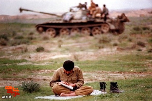 در جلوی چشمان خودمان دوستانمان به ندای حق لبیک گفتند