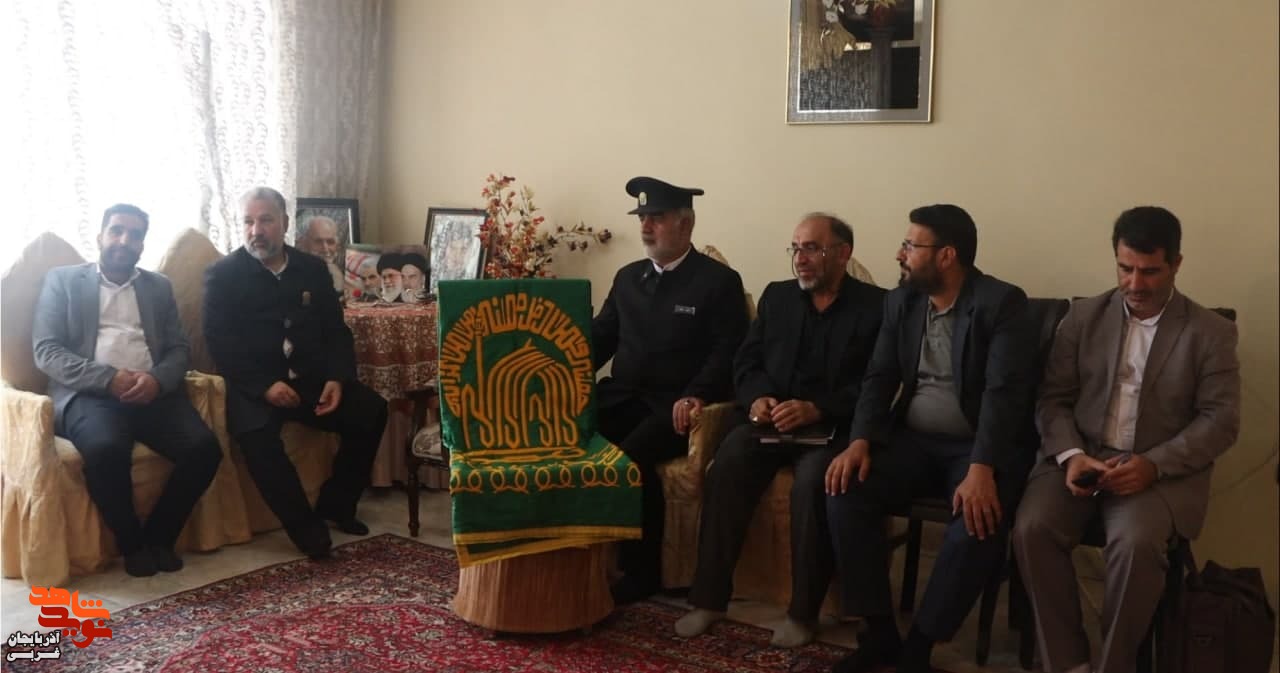 گزارش تصویری/دیدار و تجلیل از مادر معظم شهید گزارش تصویری/دیدار و تجلیل از مادر معظم شهید