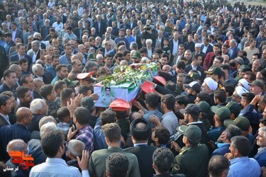گزارش تصویری/پیکر شهید امنیت«ایوب رومیانی» در رومشکان تشییع شد