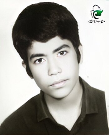 در نوجوانی مرد شد