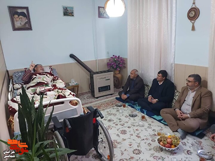 تصاویر/ دیدار با جانباز «کرمعلی رئوف» و خانواده محترم شهید «حسین طحانی»
