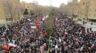 چکامه| احسن سیزه‌ ای امت نستوه و حسینی