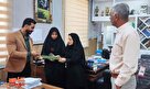 دیدار و تجلیل از دختران شاهد حاجی‌آباد+ تصاویر