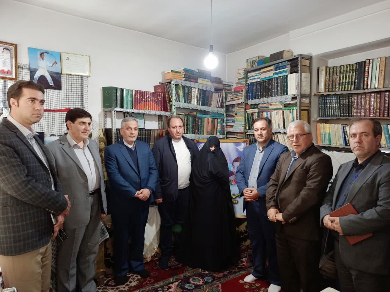 علی‌اکبر سلمانی با خانواده شهدای مراغه دیدار تازه کرد