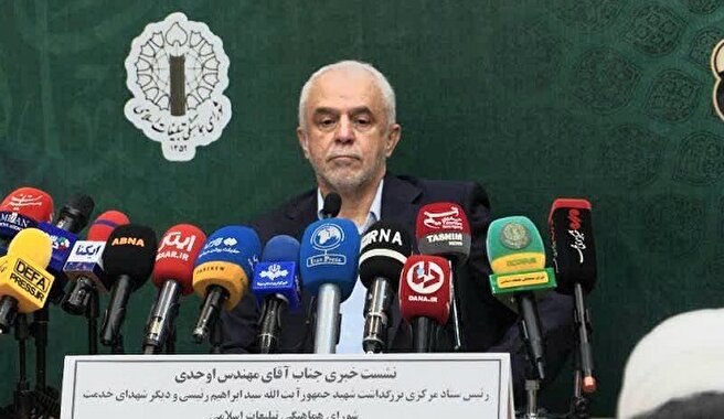 ۷ میلیون خدمت داوطلبانه به یاد شهدای خدمت/ سمفونی «پرواز اردیبهشت»  نواخته می شود/ مردمی بودن  محور برنامه های بزرگداشت شهید رئیسی و شهدای خدمت است