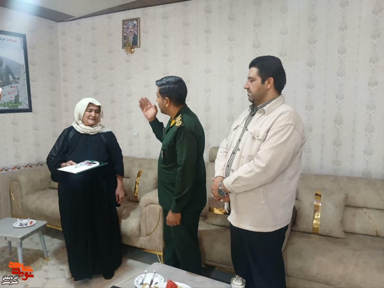 دیدار با خانواده معظم شاهد و ایثارگر در شهرستان اشنویه
