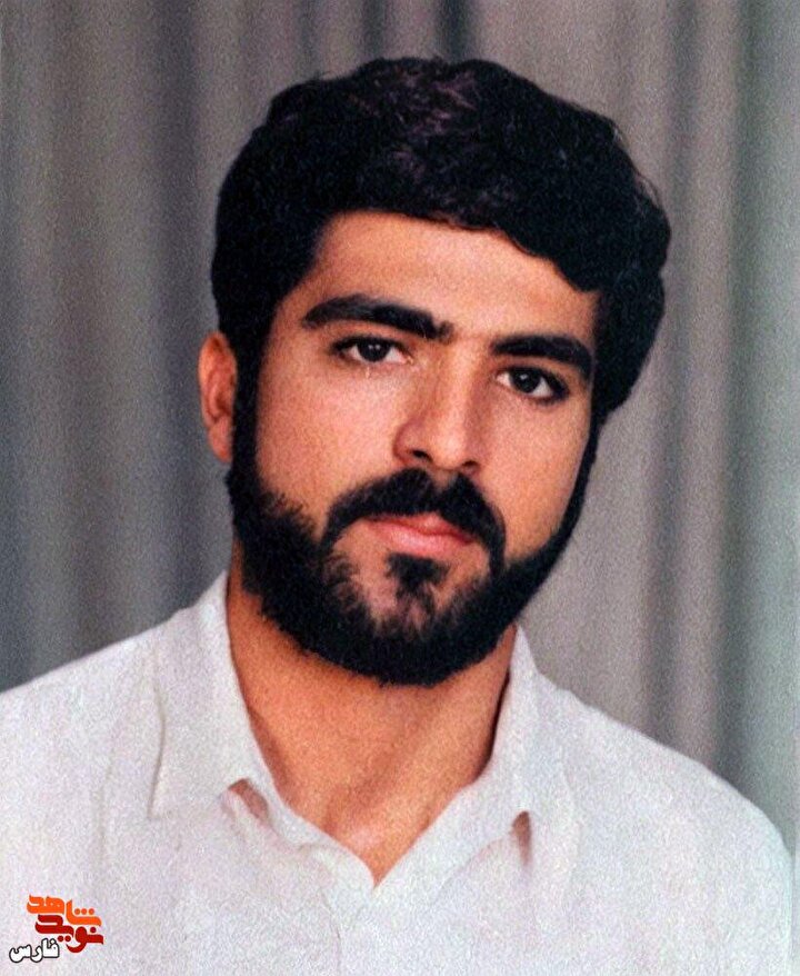 عکس‌های پرسنلی ارتقاء یافته شهید «فرشید اعتمادی»