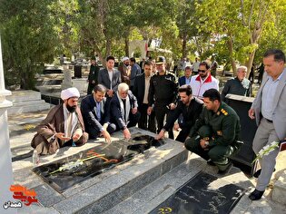 میهمانی لاله‌ها در شهرستان رزن برگزار شد