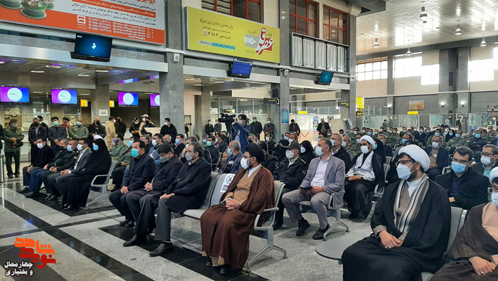 مراسم استقبال از پیکر مطهر شهدای گمنام در فرودگاه شهرکرد