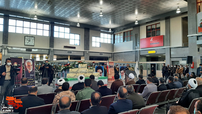 مراسم استقبال از پیکر مطهر شهدای گمنام در فرودگاه شهرکرد