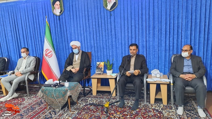 دیدار مسئولان و خانواده‌های معزز شهدا با نماینده ولی فقیه در استان سمنان - بیست و دوم اسفندماه ۱۴۰۰ دفتر نماینده ولی فقیه در استان سمنان